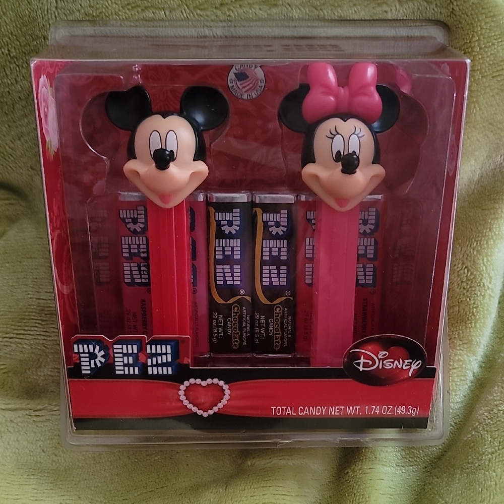 Disney Mickey and Minnie Red PEZ Dispenser Set